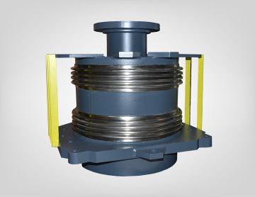 HKS universal corrugated pipe expansion joint, specially produced to customer requirements, with yellow transport safety struts